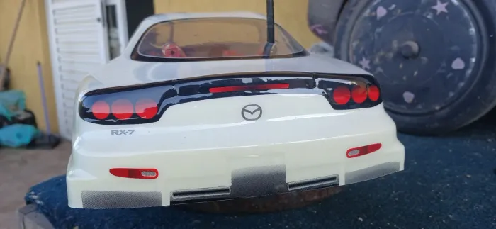 Bolha automodelo mazda rx7 furaçâo do tamiya TA 02