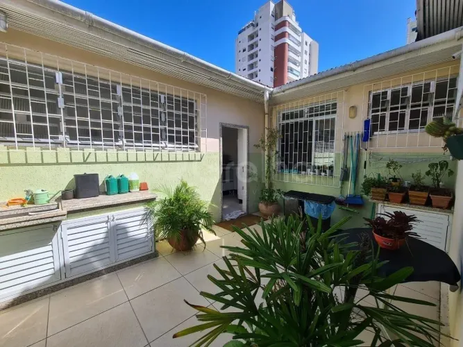 Casa para Venda em Florianópolis, Agronômica, 2 dormitórios, 1 suíte, 2 banheiros, 1 vaga