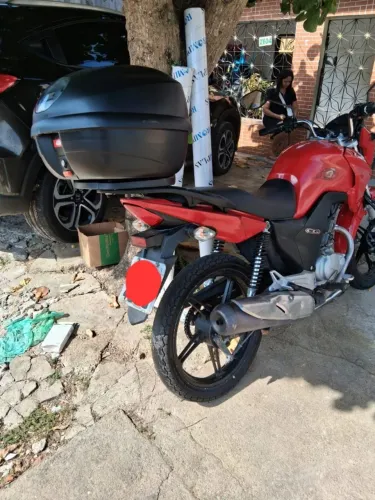 Honda titan ex completa