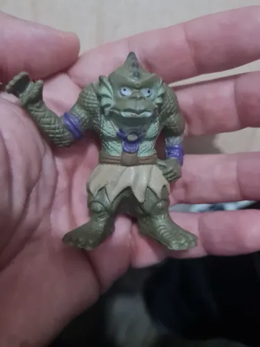 Thundercats mini escamoso