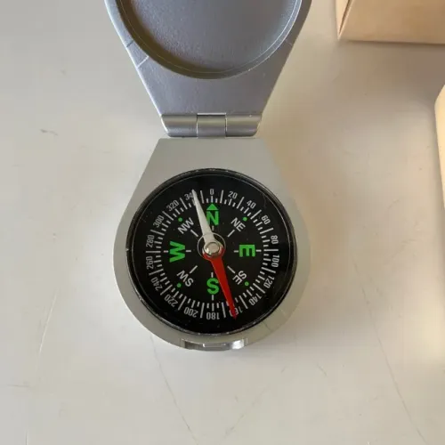 Ref.213 Bússola de Bolso c/ 4 cm de diâmetro aventura trekking caminhada bike