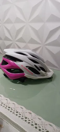 Capacete feminino à venda