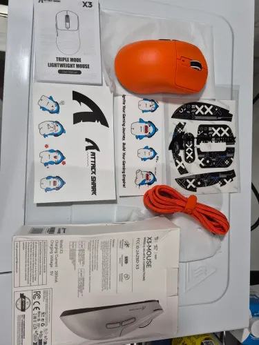 Mouse Gamer Sem Fio Attack Shark X3 Tri-Mode Bluetooth 2.4GHz USB Laranja