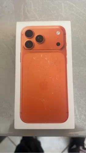 iPhone 17 pro Max 256 ORANGE LACRADO