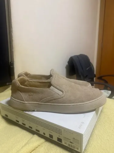 Osklen Bossa Nova camurça