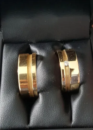 Conjunto Alianças Valentine Ouro Amarelo e Diamante