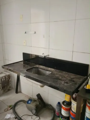 Pia de Cozinha em Granito(146x52cm) Preto com Cuba Inox, Torneira e Sifão