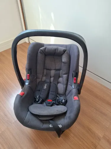 Bebê conforto Cosco Nexus