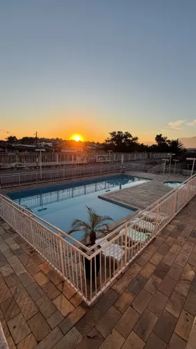 Apartamento 2 Quartos com Piscina e Elevador no Centro de Belford Roxo.
