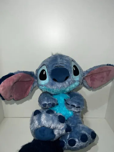 Pelúcia Disney Stitch Big Feet Original