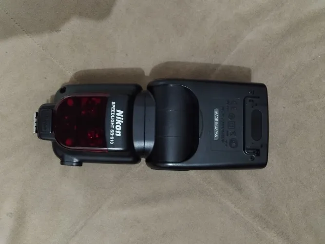 Flash Nikon USB 910