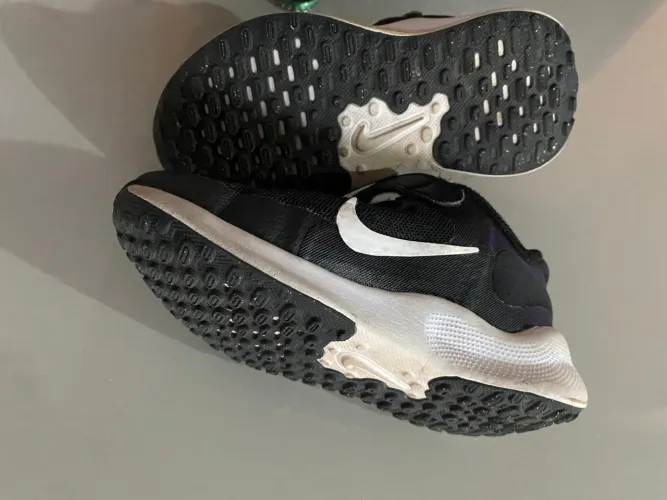 TÊNIS NIKE ORIGINAL INFANTIL TAMANHO 24