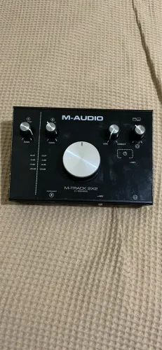 interface de AUDIO M-AUDIO M-TRACK 2X2 
