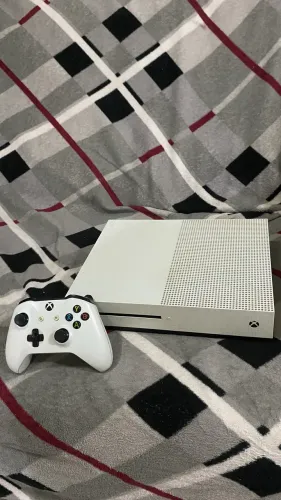 Xbox one S 1TB