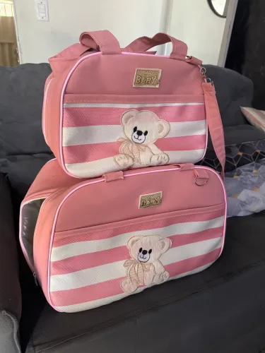 Bolsas de bebê novinha