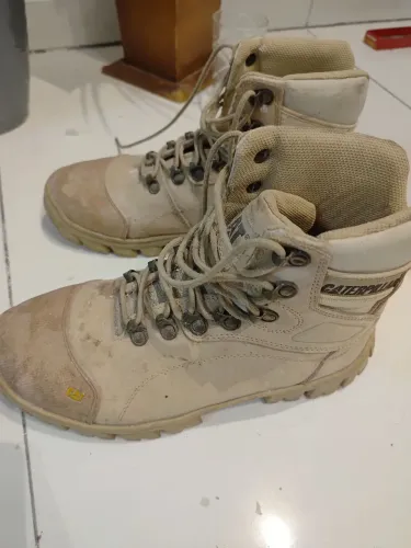 Bota caterpillar 37/38