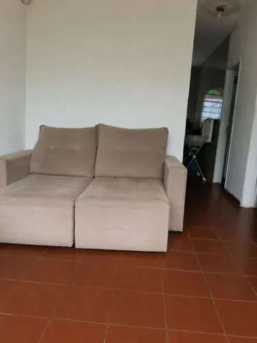 SOFÁ RETRÁTIL SEMI NOVO