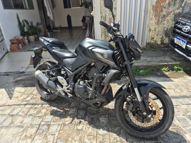 YAMAHA MT-03 2023 | PRETA PEROLIZADA | APENAS 8.200KM