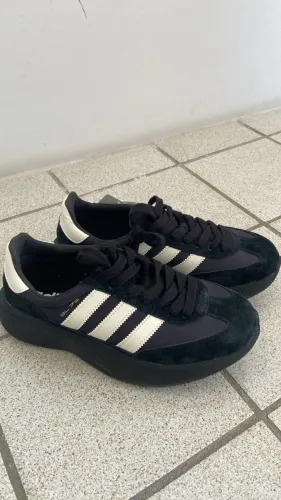 Adidas SL72 corrida
