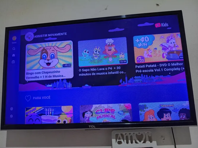 Tv TCL 32 polegadas usada em boas condições