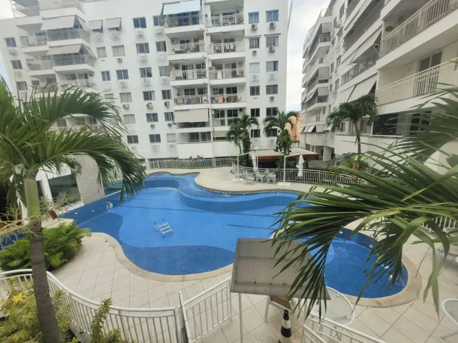Apartamento 62m², 2 Quartos à venda por R$ 350.000,00 em Vila Valqueire RJ