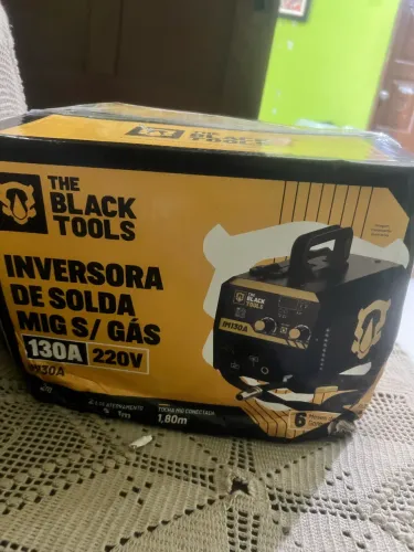 Máquina de Solda Inversora MIG sem Gás 130A 220V - Nova, Sem Uso