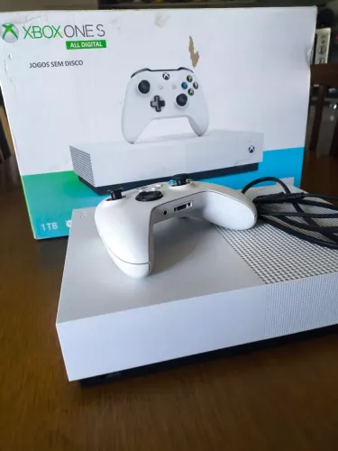 Xbox One S All Digital - Controle Series S - 1Tb