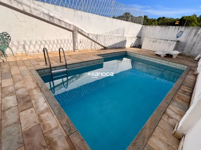 LUXUOSA CASA DE CONDOMINIO DE 380M2