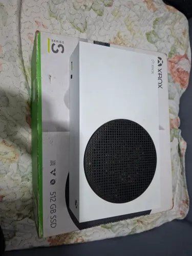Xbox series s com problema  de plin ! Mas quando  liga funciona direto . 