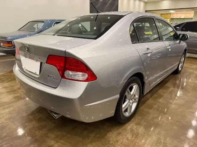 Honda Civic Sedan EXS 1.8/1.8 Flex 16V Aut. 4P 2007