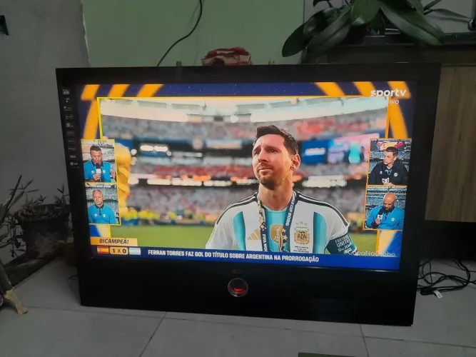Tv lg 50 pl usada em bom estado