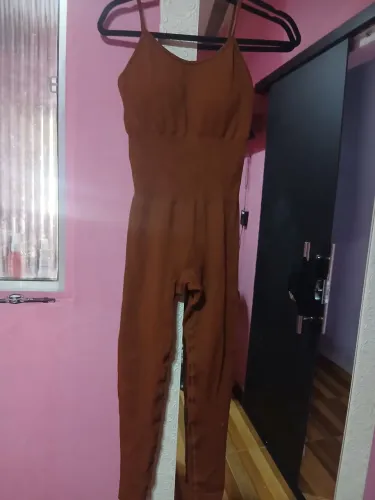 Macacão canelado power
