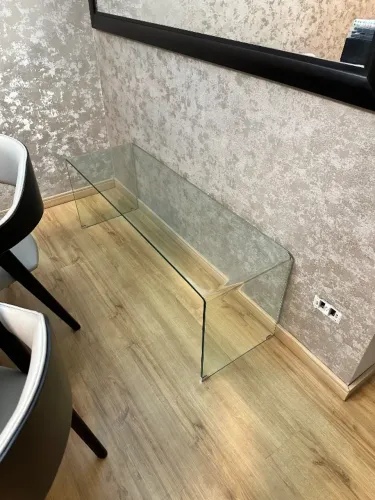 Mesa de centro de vidro