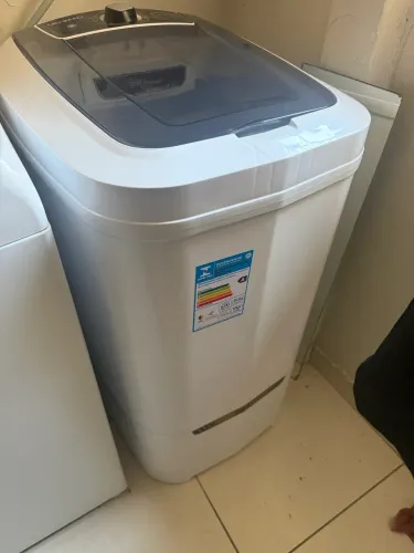 Tanquinho de lavar roupa