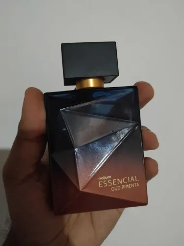 Perfume Essencial Oud Pimenta