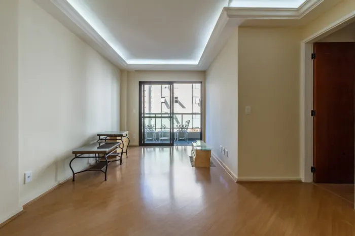 Apartamento para venda em Vila Nova Conceição com 3 quartos, sendo 1 suíte, 74m²