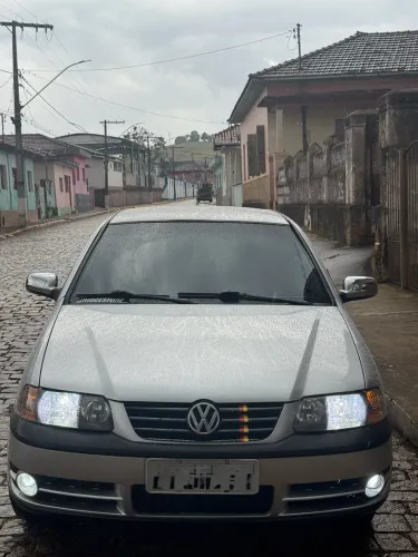 Volkswagen Gol Geração III Power 1.6 MI Total Flex Mec. 4P 2004