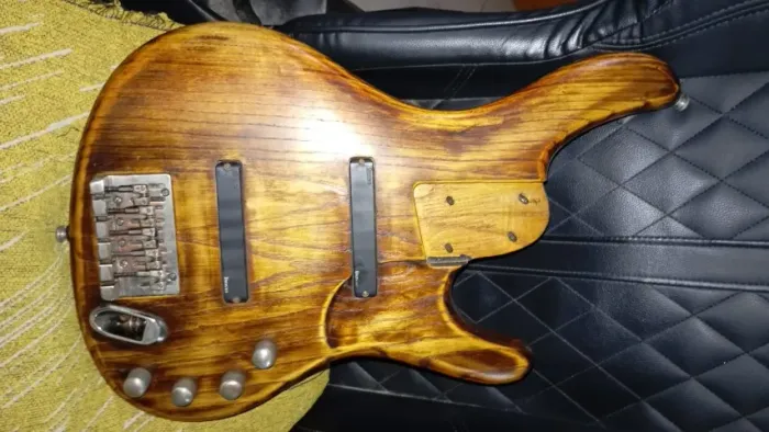 Corpo Ash Baixo Ibanez EDB555 Circuito completo Seymour Duncan