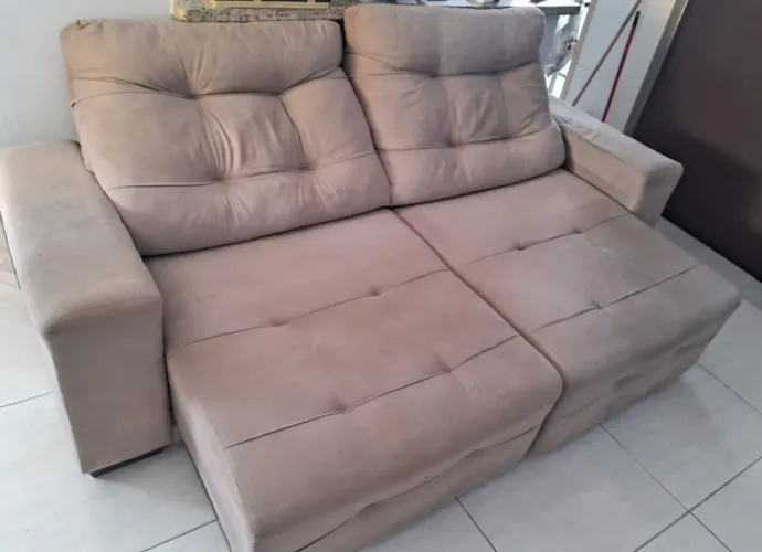 SOFÁ RETRÁTIL/RECLINÁVEL (4 LUGARES)