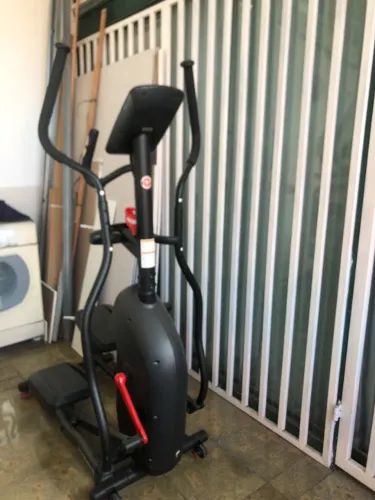 APARELHO DE GINASTICA SCHWINN 411 ELIPTICO