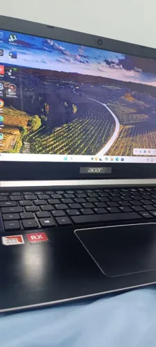 NOTEBOOK ACER COMPLACA DE VIDEO DEDICADA