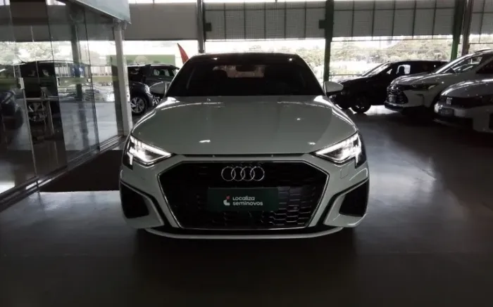 Audi A3 Sedan S-line 2.0 TFSI S-tronic 2024