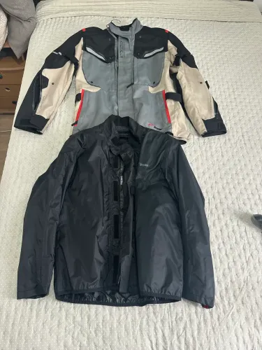 Jaqueta Alpinestars Bogotá + Cala Alpinestars 