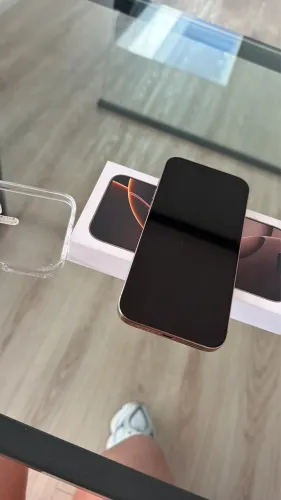 iPhone 16 pro max
