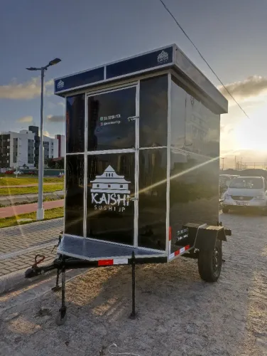 Trailer Preto Para Sushi