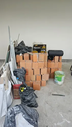 160 tijolos de 17x19x19.