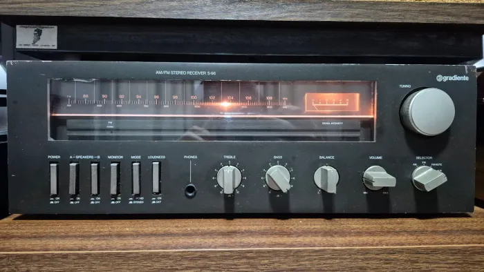 RECEIVER GRADIENTE S-96