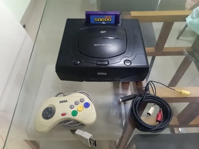 Sega Saturn com Saroo funcionando perfeitamente