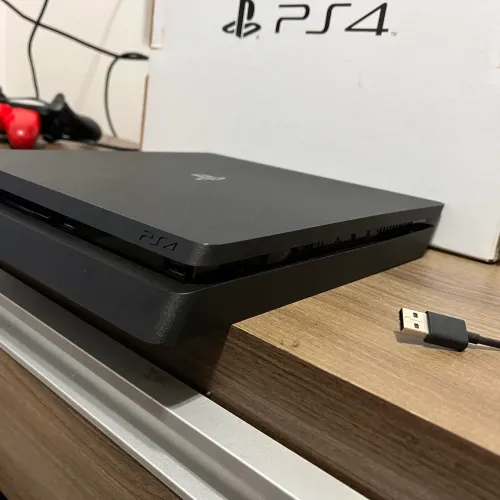 PlayStation 4 Slim 500GB - Excelente Estado | Completo na Caixa