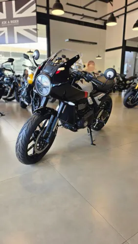 Thruxton 400 2026